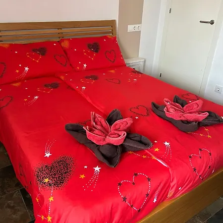 Cosy 2 Bedroom On 5 Floor With Balcony In The Centre Of Near The Playa- Spain