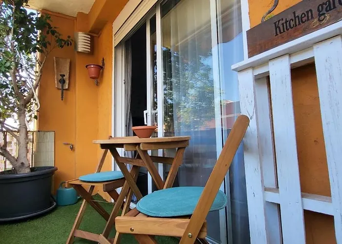 Апартаменти Cosy 2 Bedroom On 5 Floor With Balcony In The Centre Of Near The Playa- Spain