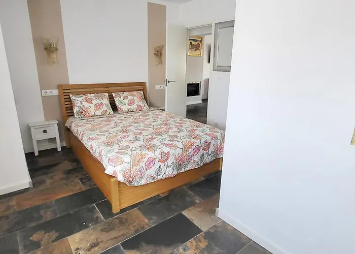 Cosy 2 Bedroom On 5 Floor With Balcony In The Centre Of Near The Playa- Spain Апартаменти *
