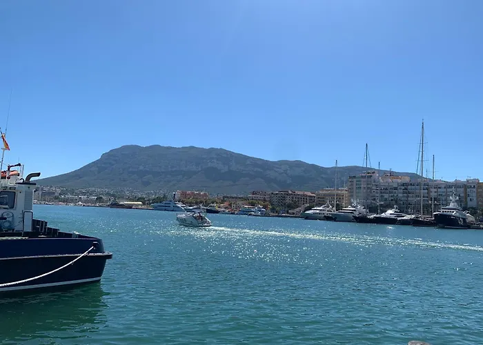 Cosy 2 Bedroom On 5 Floor With Balcony In The Centre Of Near The Playa- Spain