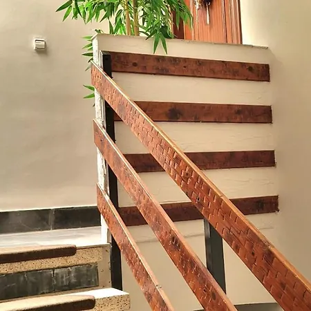 Cosy 2 Bedroom On 5 Floor With Balcony In The Centre Of Near The Playa- Spain 데니아